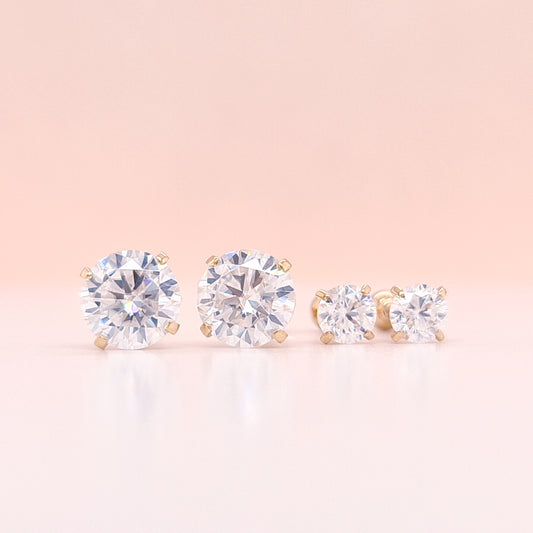 Round Cut Moissanite 14K Gold Sleeper Studs