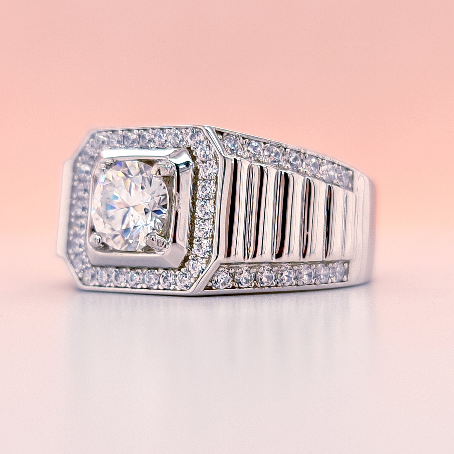 1 Carat Round Moissanite Ring