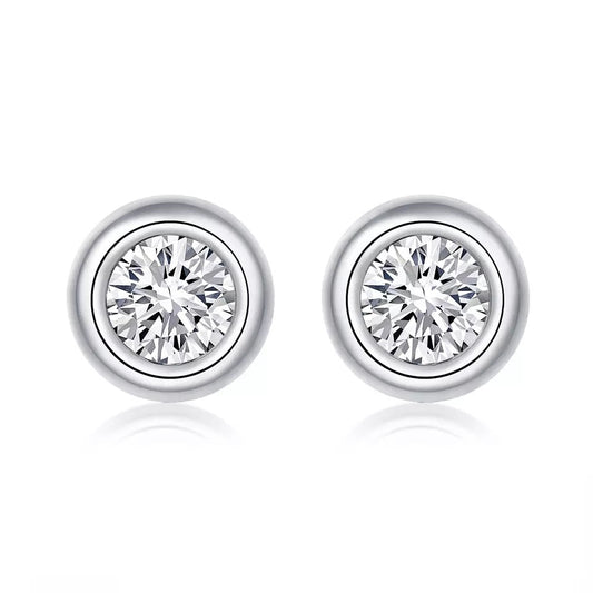2 Carats tw Round Cut Studs in Silver