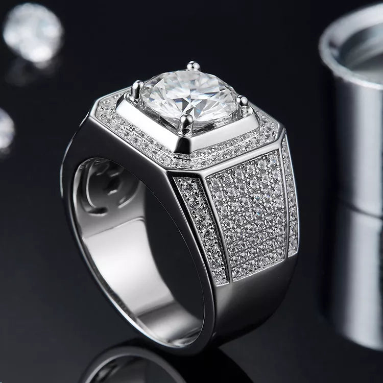 2 Carat tw Moissanite Ring