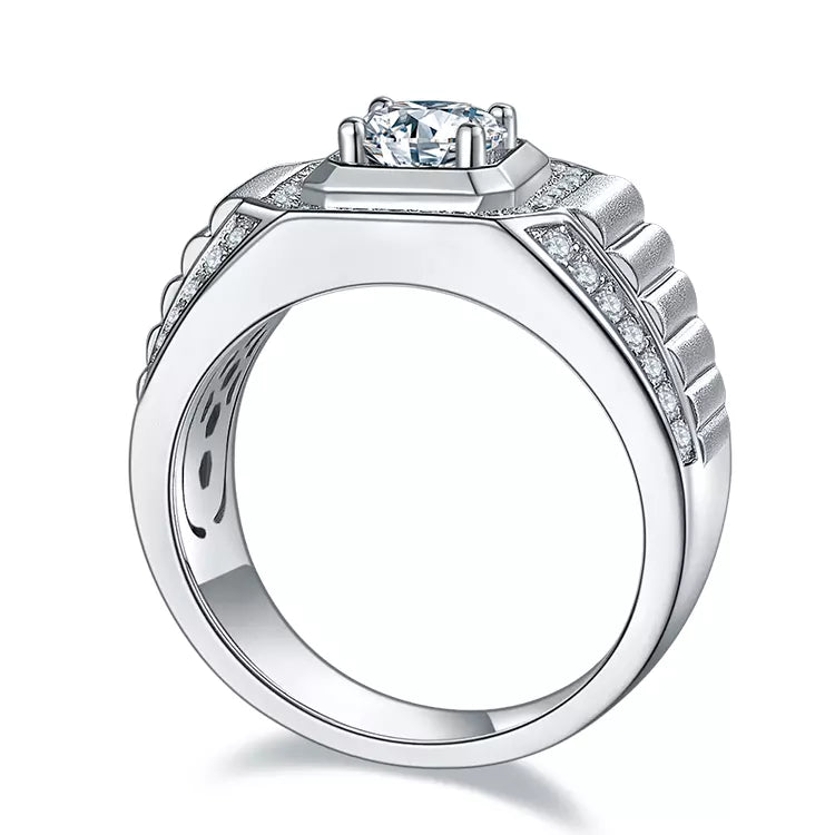 1 Carat Round Moissanite Ring